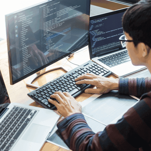 Managed IT services are professionals who can help your business.